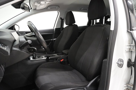 Peugeot 308 11 of 15