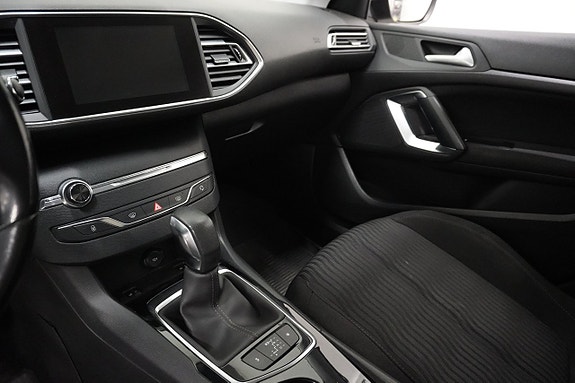 Peugeot 308 14 of 15