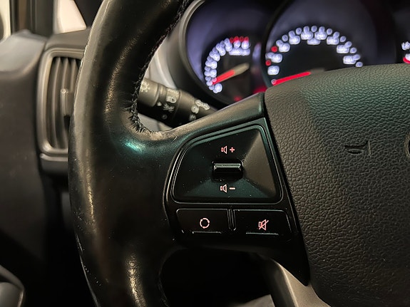 Kia Rio 23 of 23
