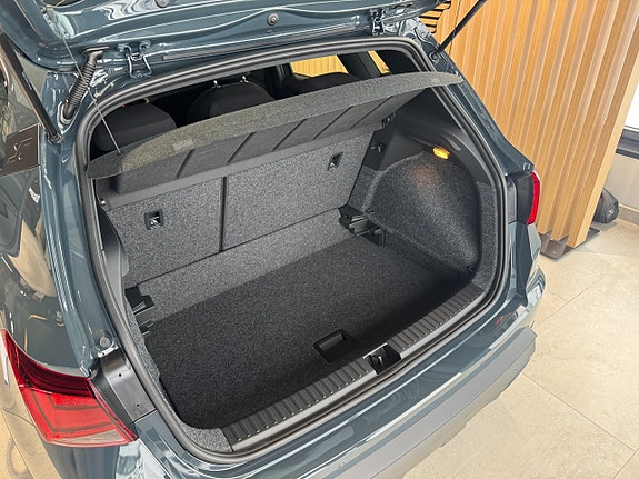 Seat Arona 8 of 16