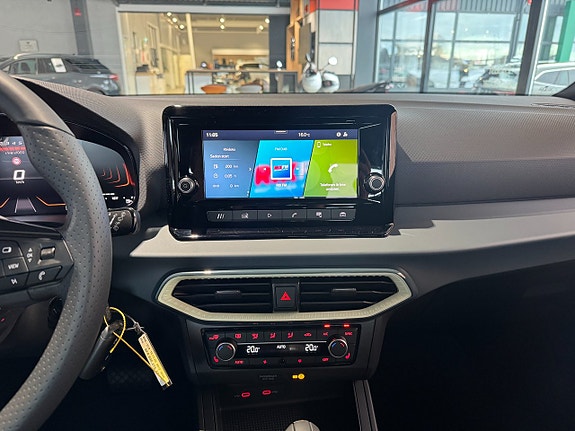 Seat Arona 12 of 16