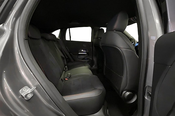Mercedes-Benz GLA250 e 10 of 16