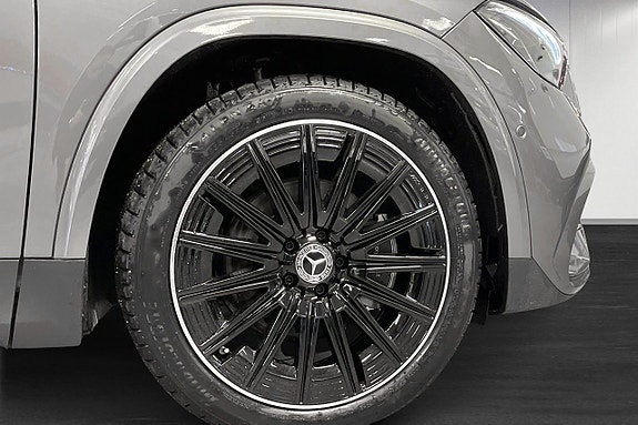 Mercedes-Benz GLA250 e 5 of 16