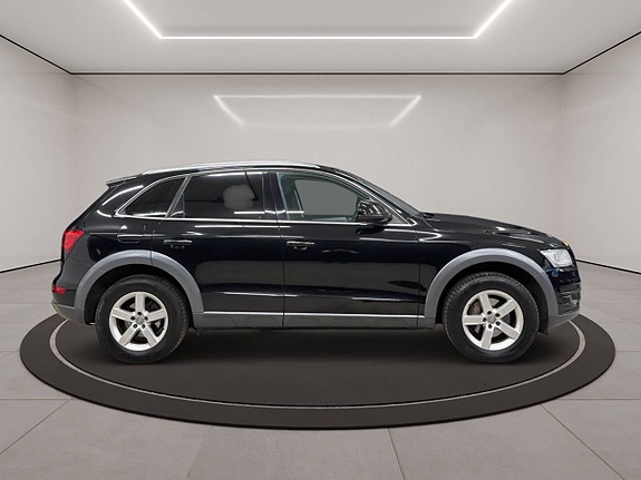 Audi Q5 8 of 23