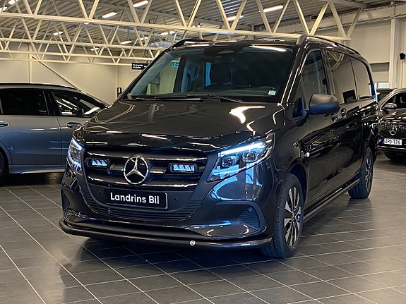 Mercedes-Benz Vito 119 2 of 5