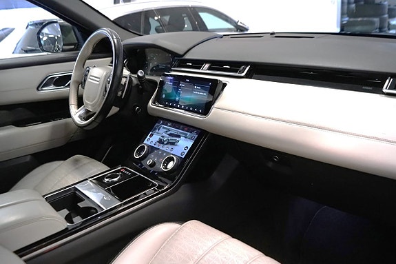 Land Rover Range Rover Velar 19 of 24