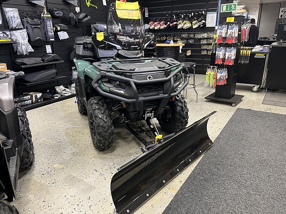 Can-Am Outlander PRO XU HD7 ABS Vinterutrustad
