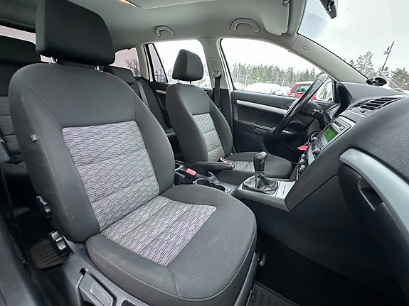 Skoda Octavia 12 of 16