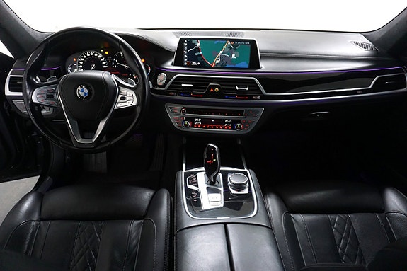 BMW 750Ld 11 of 27