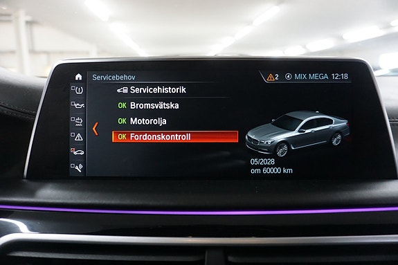 BMW 750Ld 24 of 27