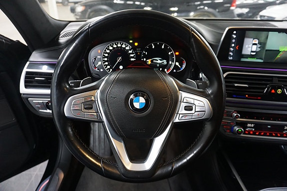 BMW 750Ld 21 of 27