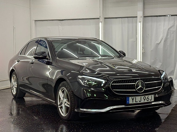Mercedes-Benz E220 d 3 of 5