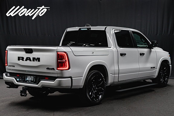 Dodge RAM 1500 4 of 26