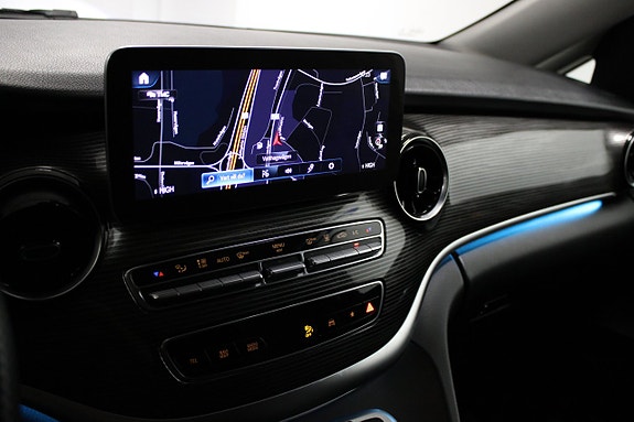 Mercedes-Benz V250 d 13 of 16