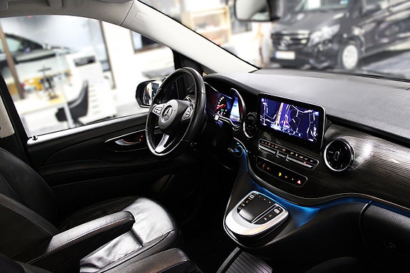 Mercedes-Benz V250 d 11 of 16