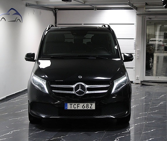 Mercedes-Benz V250 d 4 of 16