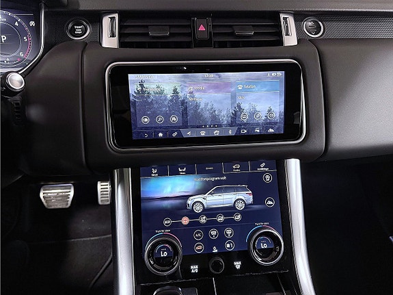 Land Rover Range Rover Sport 14 of 27