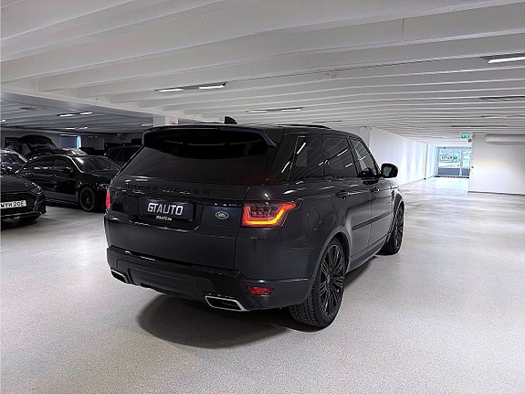 Land Rover Range Rover Sport 5 of 5