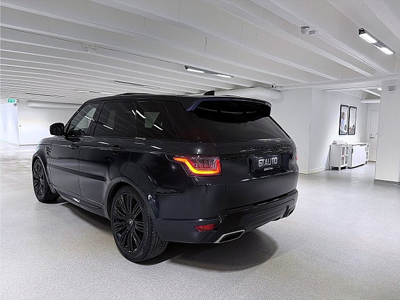 Land Rover Range Rover Sport 7 of 27
