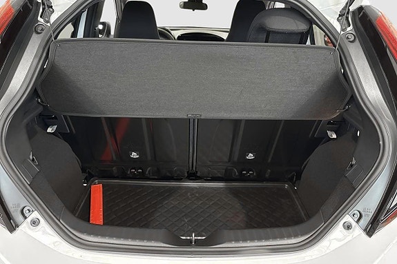 Toyota Aygo X 11 of 11