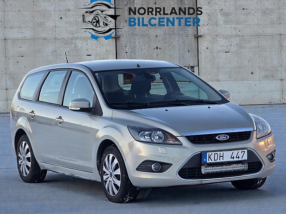 Ford Focus 2 of 5