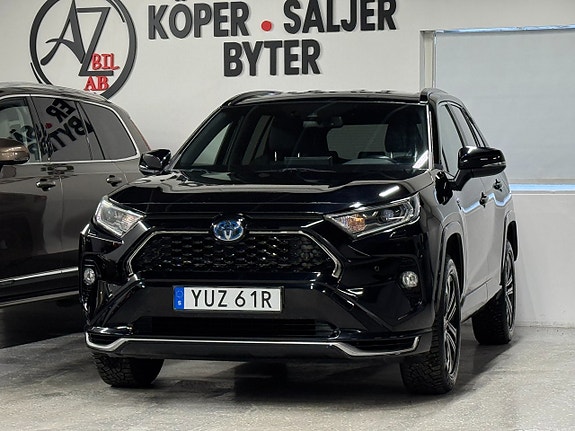 Toyota RAV4 4 of 27