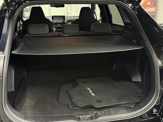 Toyota RAV4 26 of 27