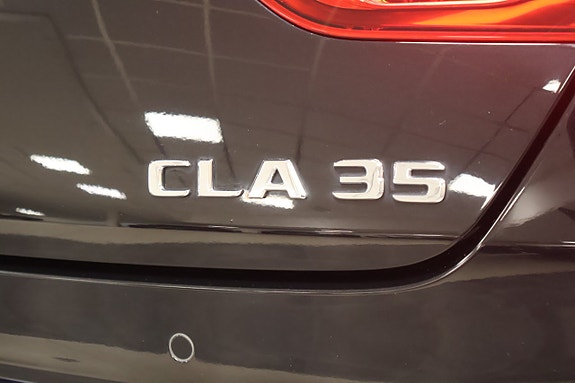 Mercedes-Benz CLA35 14 of 29