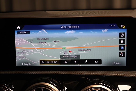 Mercedes-Benz CLA35 22 of 29