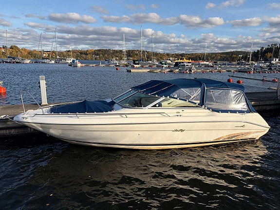 Sea Ray 230 Signature BR Mercruiser 5.7 EFI