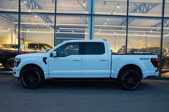 Ford F-150 4 of 11