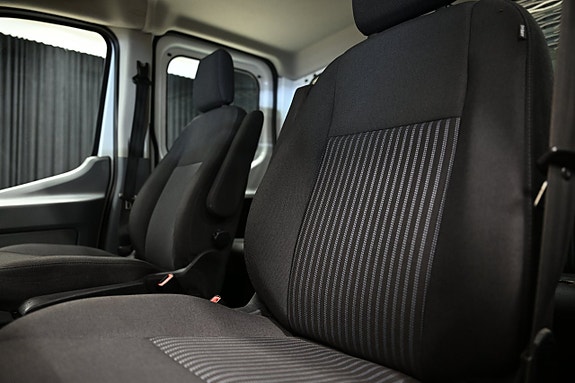 Ford Transit 24 of 30