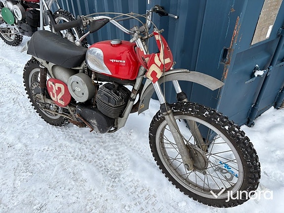 Crossmotorcykel - HVA 250 cc