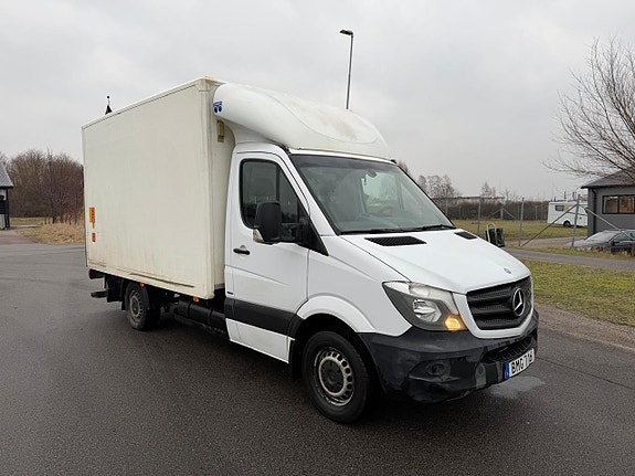 Mercedes-Benz Sprinter 208