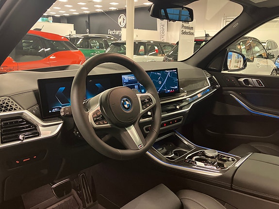 BMW X5 4 of 5