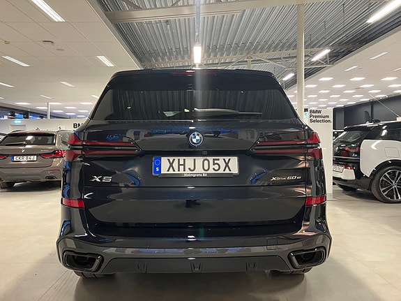 BMW X5 3 of 5