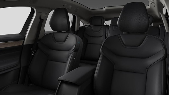 Volvo ES90 19 of 22