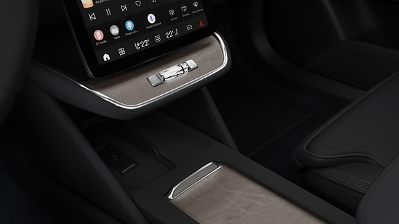 Volvo ES90 18 of 22
