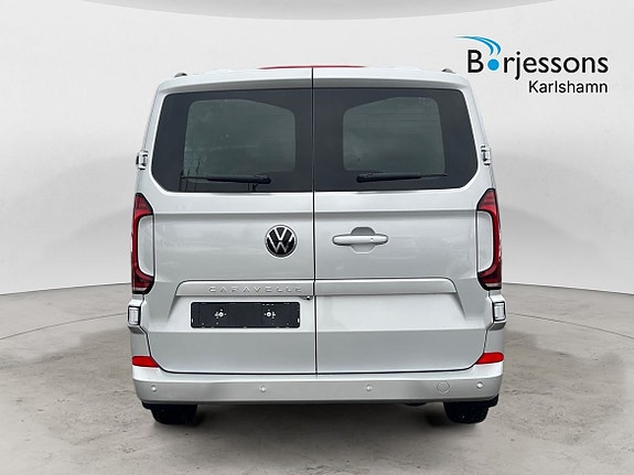 Volkswagen Caravelle 4 of 5