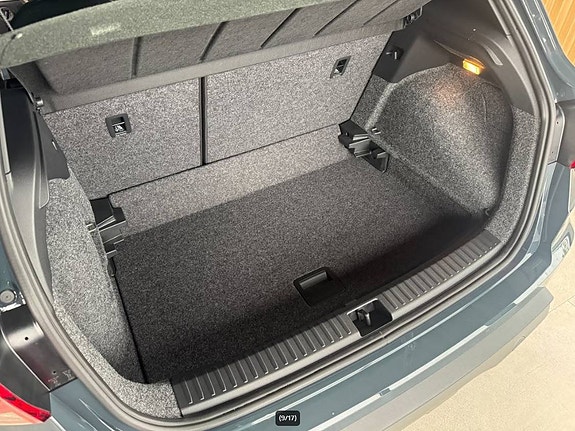 Seat Arona 8 of 8