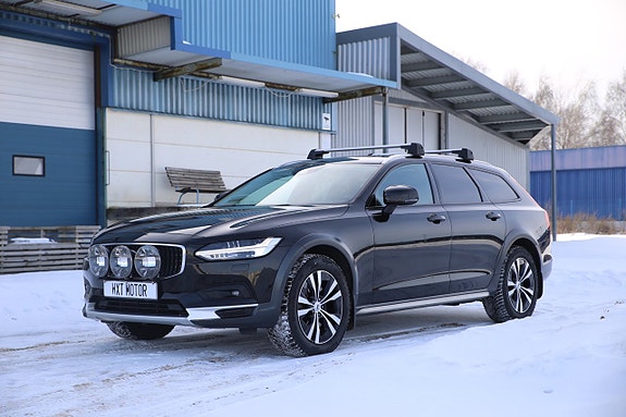 Volvo V90 Cross Country