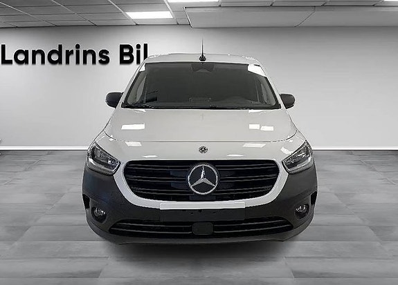 Mercedes-Benz eCitan 2 of 5