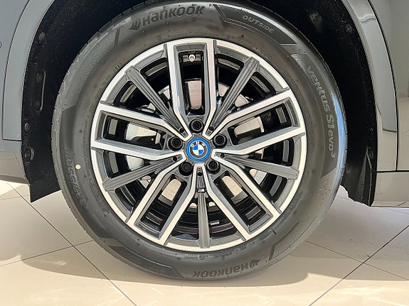 BMW X1 14 of 14