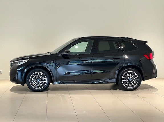 BMW X1 2 of 5