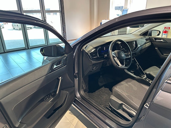 Volkswagen Polo 9 of 19