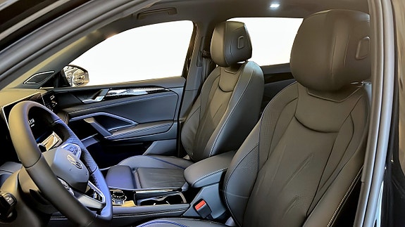 Volkswagen Tiguan 8 of 13
