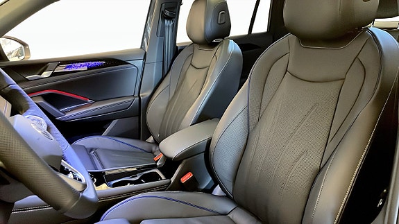 Volkswagen Tiguan 8 of 13