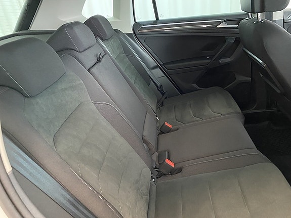 Volkswagen Tiguan 5 of 5