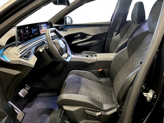 Peugeot 3008 4 of 5