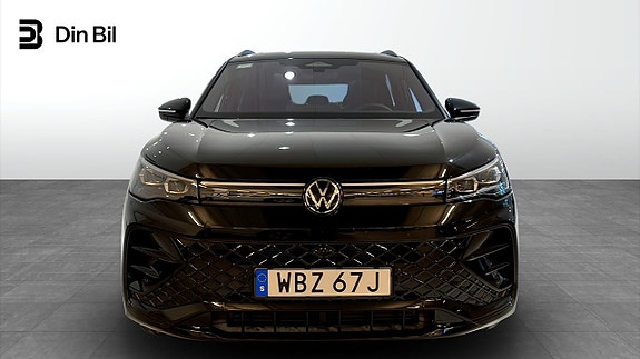 Volkswagen Tiguan 4 of 5